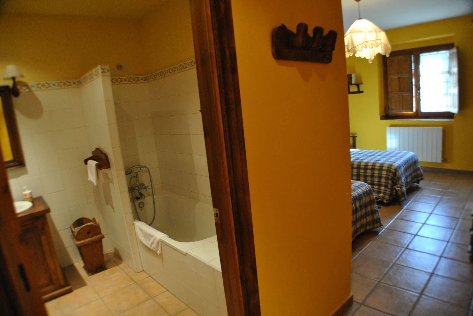 Hotel La Trocha De Hoyorredondo Exteriér fotografie
